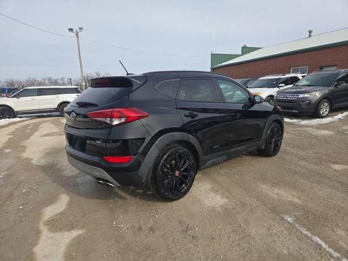 2017 Hyundai TUCSON Night