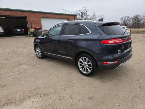 2015 Lincoln MKC Base