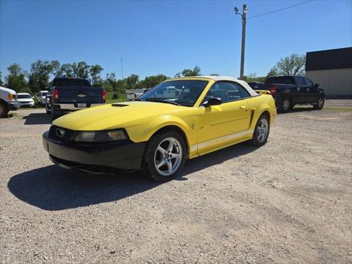 2002 Ford Mustang Deluxe