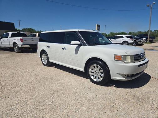 White 2009 Ford Flex SEL