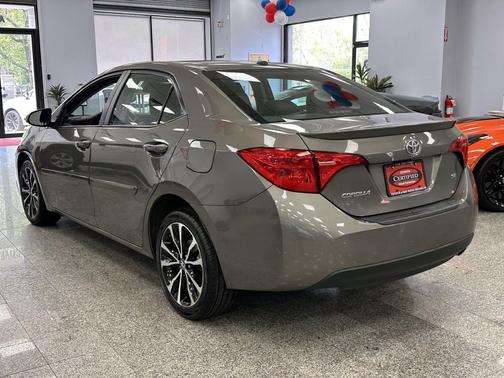 Falcon Gray Metallic 2018 Toyota Corolla SE