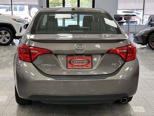 Falcon Gray Metallic 2018 Toyota Corolla SE