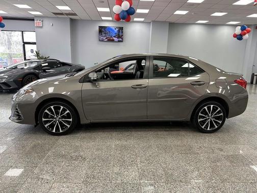 Falcon Gray Metallic 2018 Toyota Corolla SE