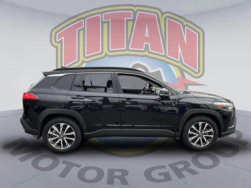 2023 Toyota Corolla Cross XLE