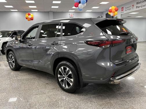 2024 Toyota Highlander XLE