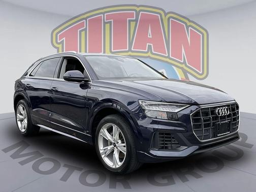 2023 Audi Q8 55 Premium