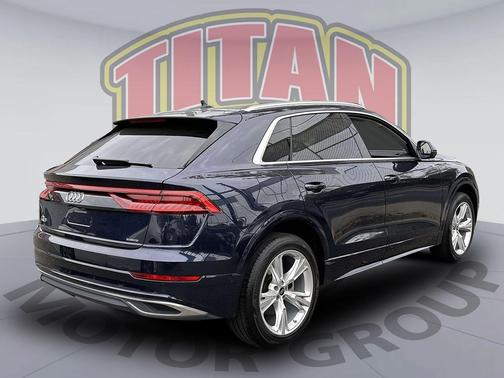 2023 Audi Q8 55 Premium