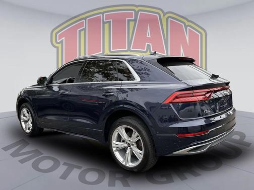 2023 Audi Q8 55 Premium