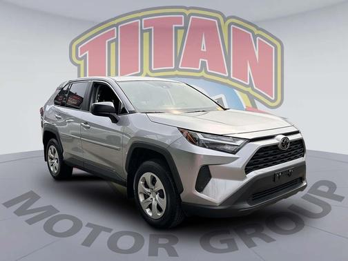 2023 Toyota RAV4 LE