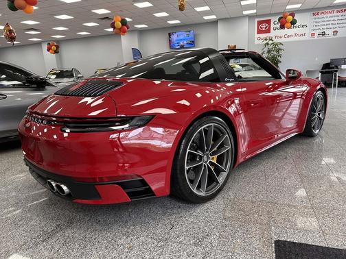 2021 Porsche 911 Targa 4S