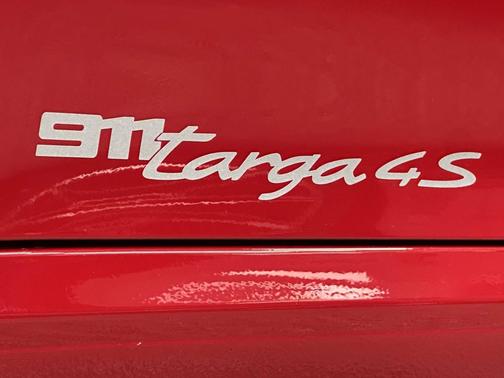 2021 Porsche 911 Targa 4S