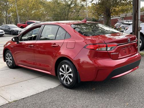 2021 Toyota Corolla Hybrid LE