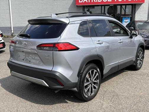 2022 Toyota Corolla Cross XLE
