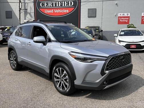 2022 Toyota Corolla Cross XLE