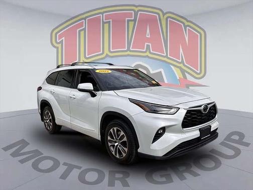 2022 Toyota Highlander XLE