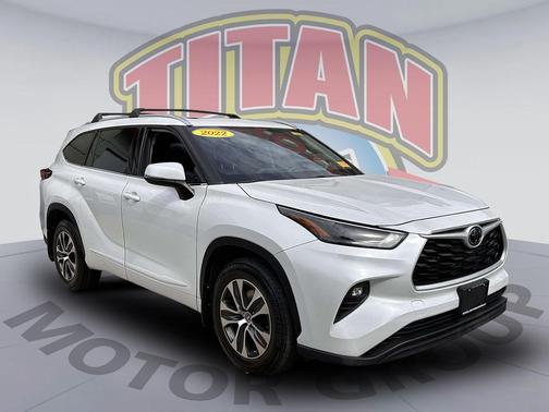 2022 Toyota Highlander XLE
