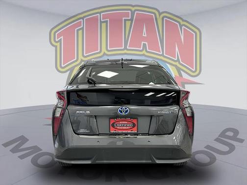 2018 Toyota Prius Three Touring