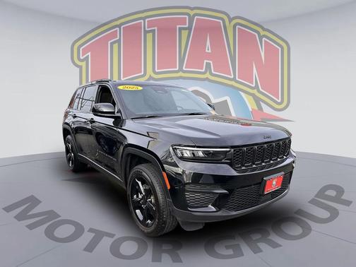 2025 Jeep Grand Cherokee Altitude