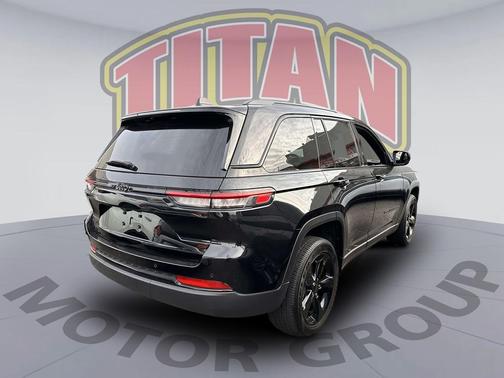 2025 Jeep Grand Cherokee Altitude