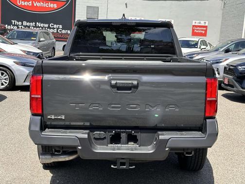 2025 Toyota Tacoma SR