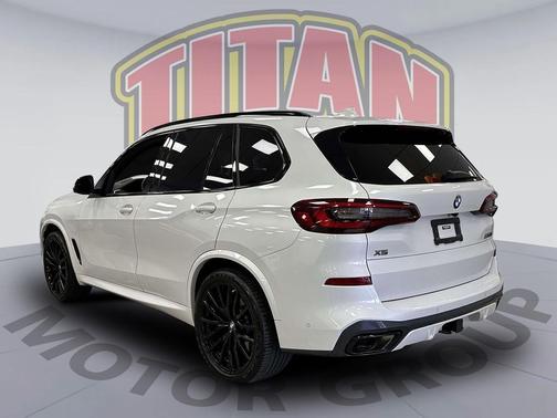 2023 BMW X5 M50i