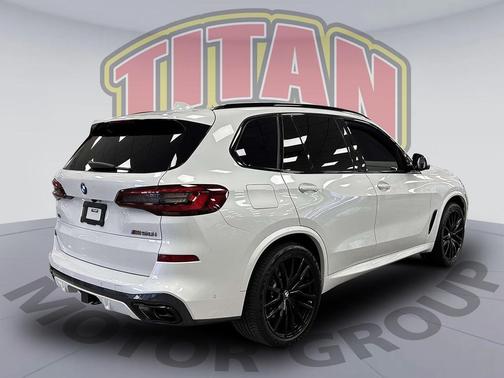 2023 BMW X5 M50i