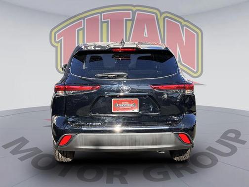 2023 Toyota Highlander LE