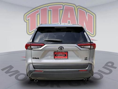 2022 Toyota RAV4 LE