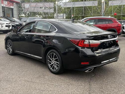 2018 Lexus ES 350 Base