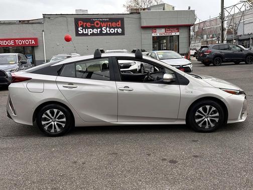 2022 Toyota Prius Prime Limited