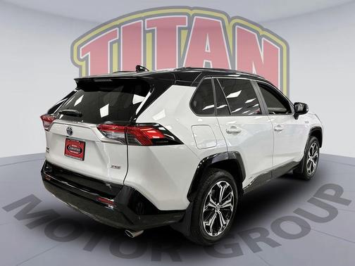 2024 Toyota RAV4 Prime XSE