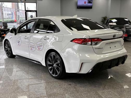 2024 Toyota Corolla Hybrid SE