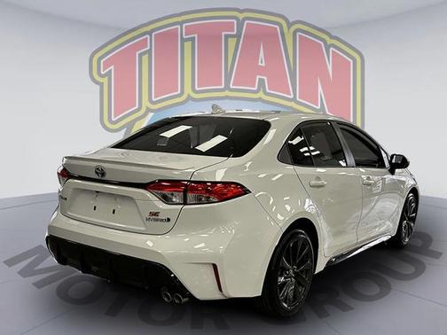 2024 Toyota Corolla Hybrid SE