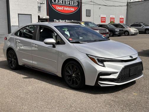 2023 Toyota Corolla SE