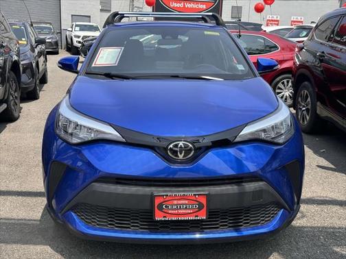 2022 Toyota C-HR XLE