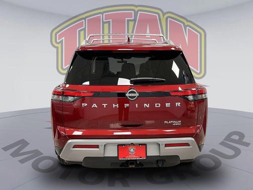 2023 Nissan Pathfinder Platinum 4WD