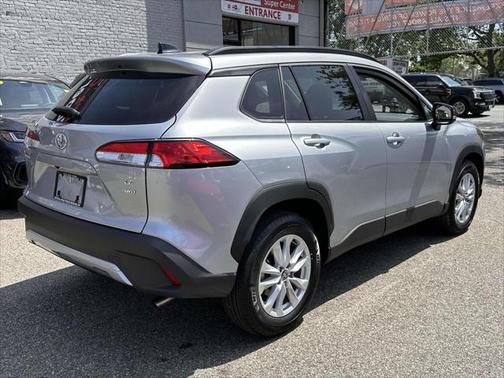 2025 Toyota Corolla Cross LE