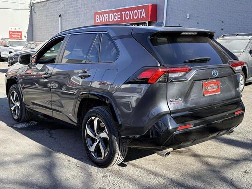 2023 Toyota RAV4 Prime SE