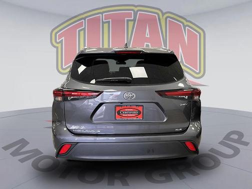 2025 Toyota Highlander Hybrid XLE