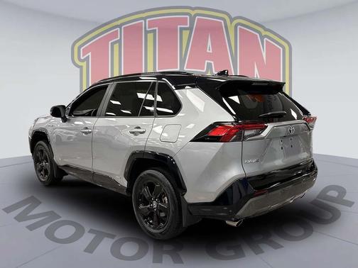 2021 Toyota RAV4 Hybrid SE