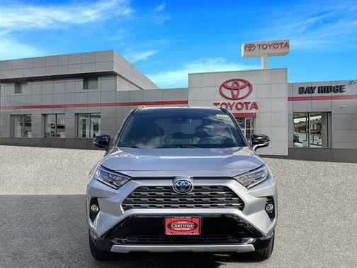 2021 Toyota RAV4 Hybrid SE