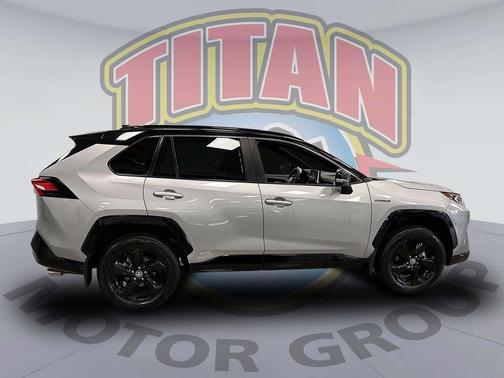 2021 Toyota RAV4 Hybrid SE