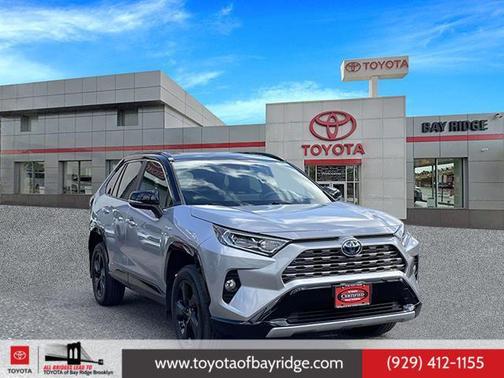 2021 Toyota RAV4 Hybrid SE
