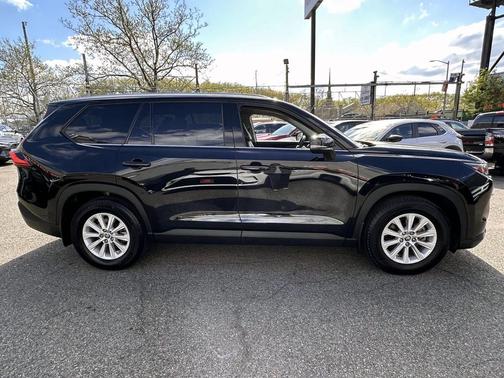 Midnight Black Metallic 2024 Toyota Grand Highlander XLE