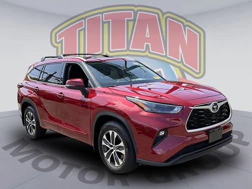 2022 Toyota Highlander XLE