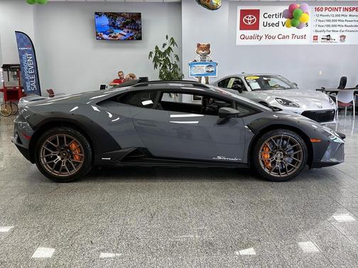 Grigio Telesto Metallic 2024 Lamborghini Huracan Sterrato Coupe