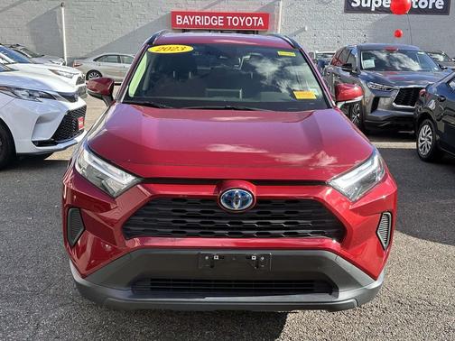 2023 Toyota RAV4 Hybrid XLE
