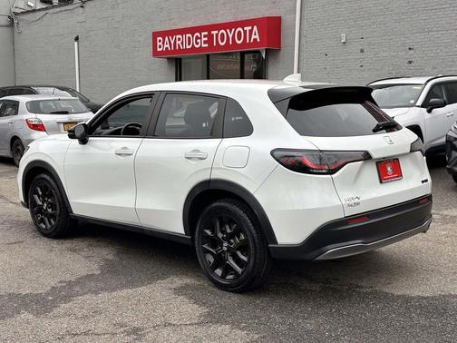 2023 Honda HR-V AWD Sport