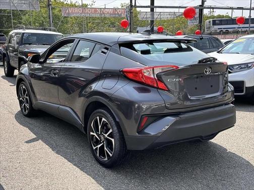 2021 Toyota C-HR LE