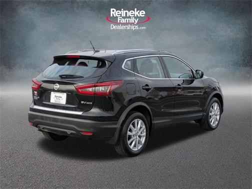 2021 Nissan Rogue Sport SV